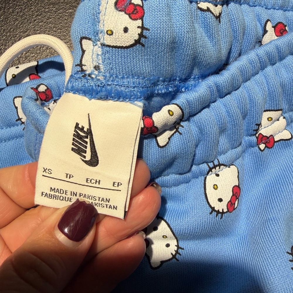 Nike Blue Hello Kitty Joggers XS - Picture 2 of 5